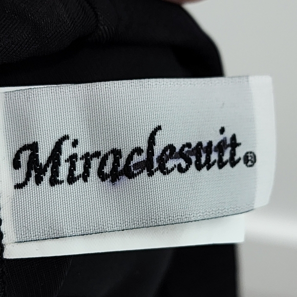 MiracleSuit Women's PLus Size Skirted Swim Bottom - 14 - Picture 3 of 6